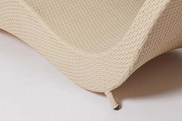 Шезлонг из искусственного ротанга Dream-2 бежевый 