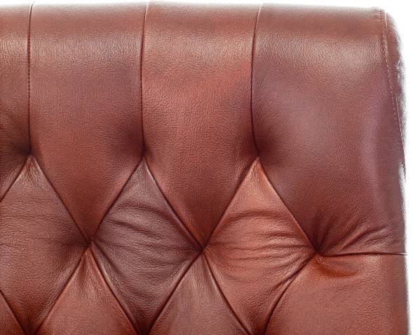 Кресло руководителя Бюрократ T-9928WALNUT 